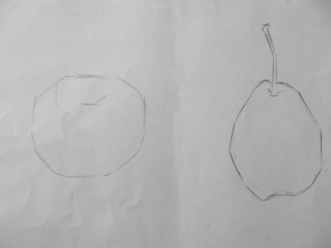 第二步，用短直线切出苹果和梨的外形特征