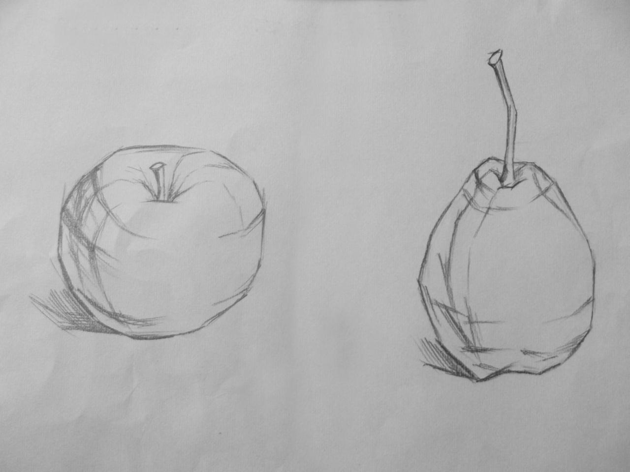 第四步，强化苹果和梨的明暗交界线