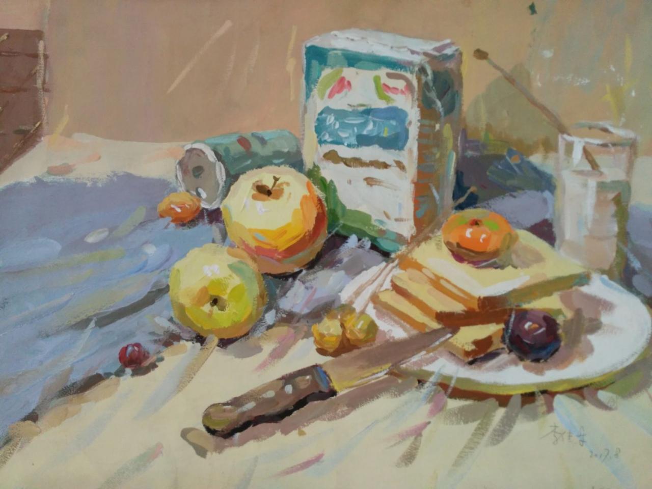 水粉静物 酸奶、苹果、面包、葡萄、水果刀、水杯、盘子等 李佳乐画