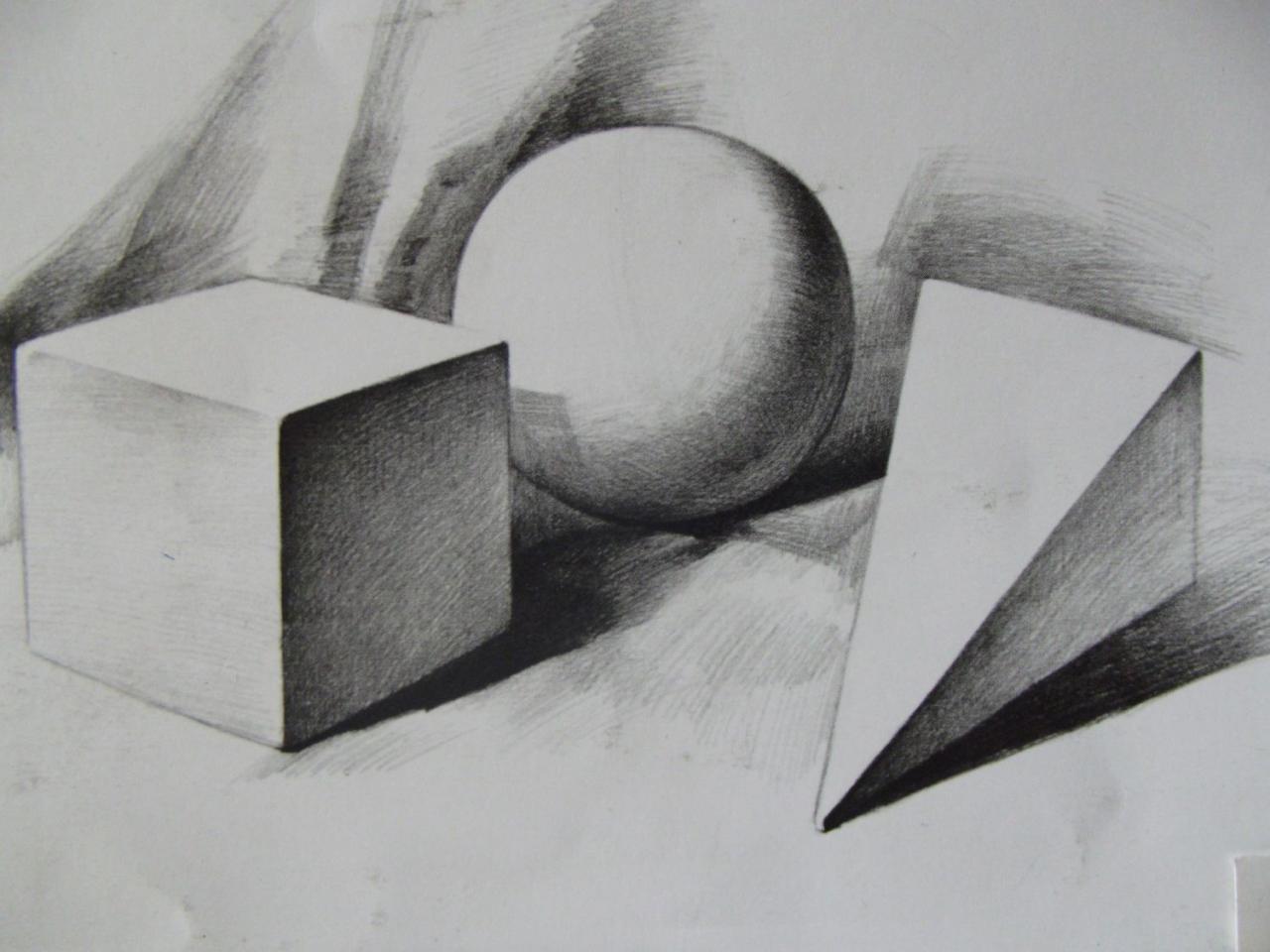 少儿学素描系列教程之三球体,正方体,四棱锥体的组合画法