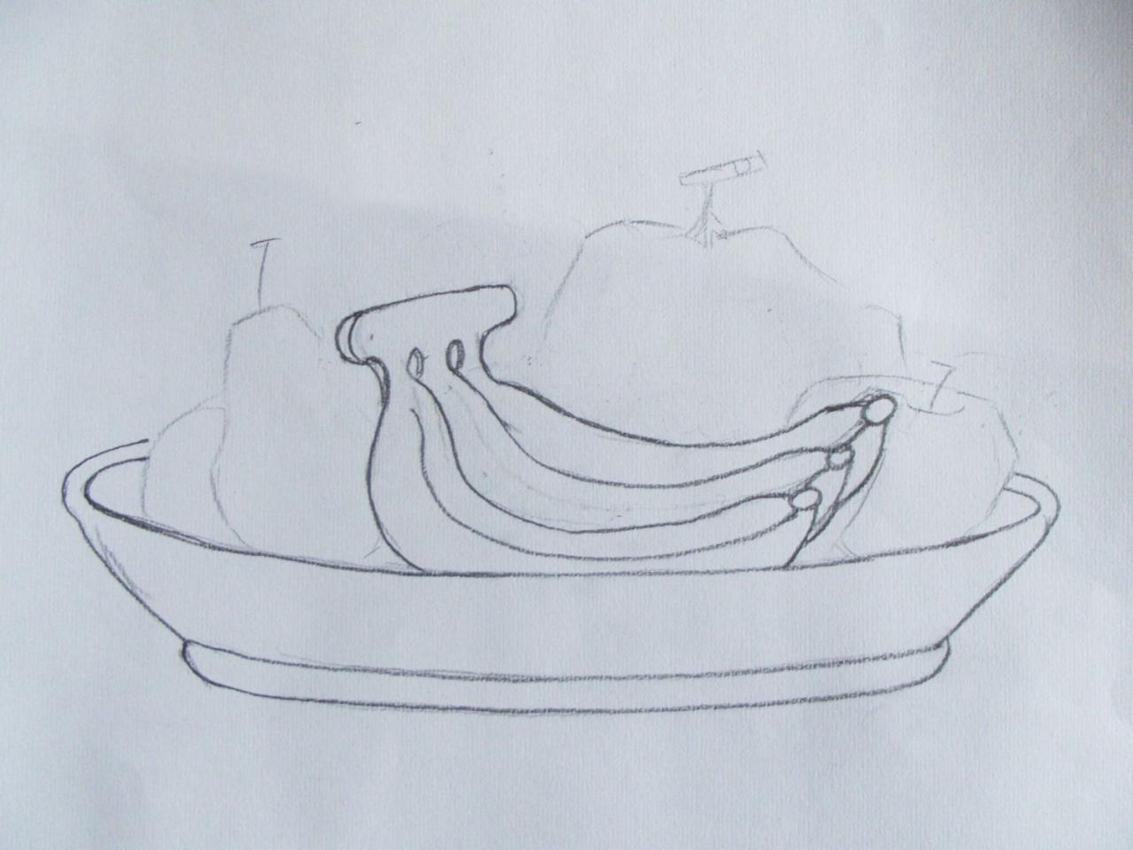 第二步，画出盘子和前面的香蕉
