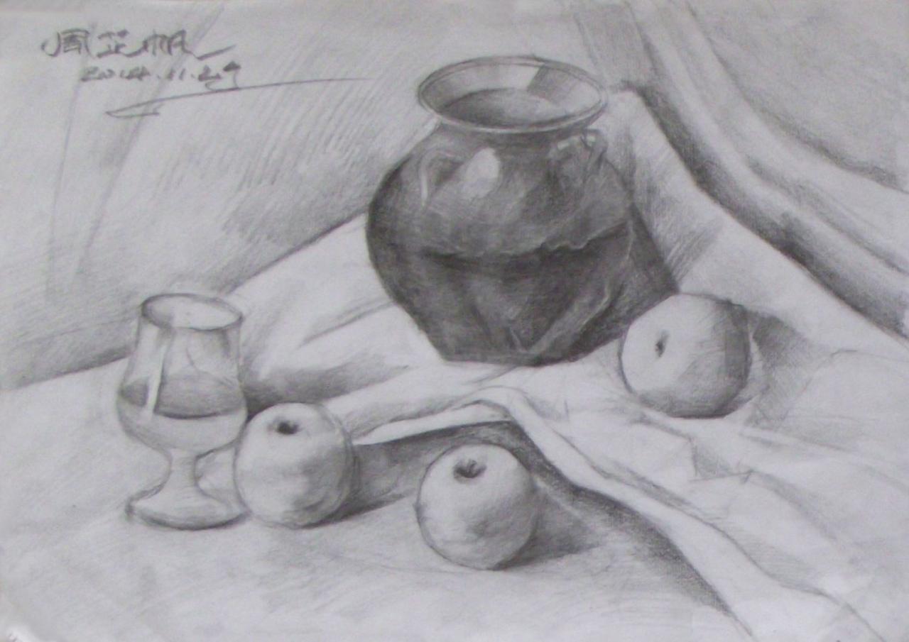 陶罐、玻璃杯、水果 静物素描 周芷帆画