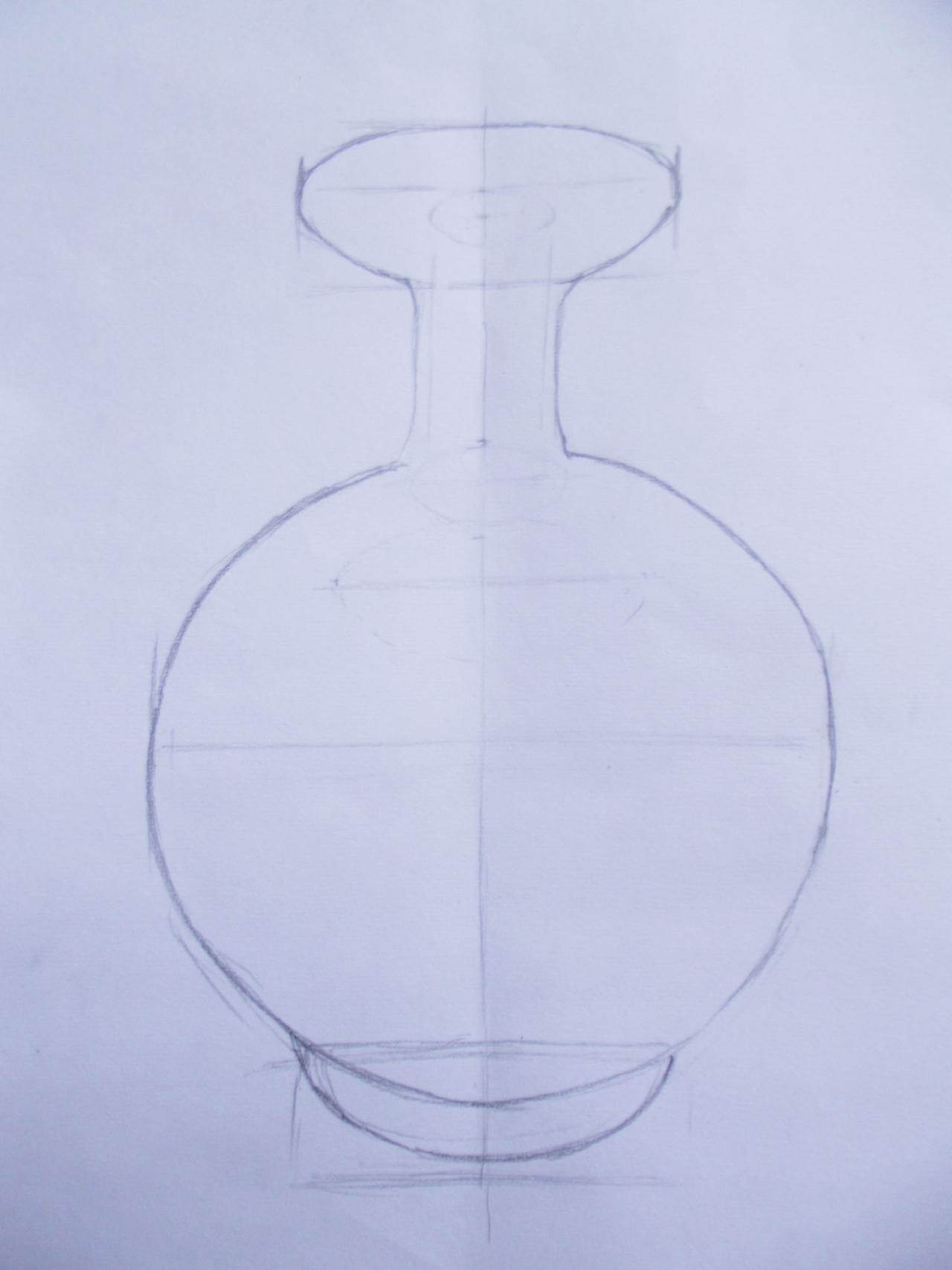 第二步，勾出花瓶的大体形状